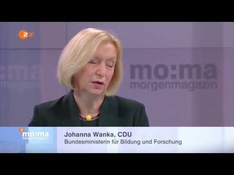 Bundesministerin Johanna Wanka im ZDF - &quot;Deutschlands Schulen fit machen für die digitale Welt&quot;